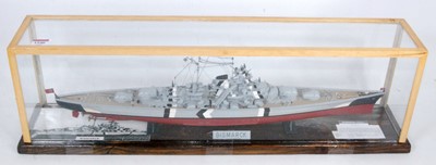 Lot 1540 - A kit built plastic constructed 1/400 scale...