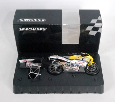 Lot 2787 - A Minichamps Model No. 122006146 1/12 scale...