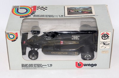 Lot 2506 - A Bburago 1/14 scale model of a Lotus JPS Mk4...