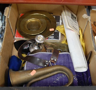 Lot 59 - A box of miscellaneous items, to include a...