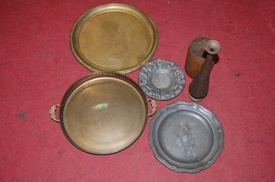Lot 148 - A box of miscellaneous metalware, to include...
