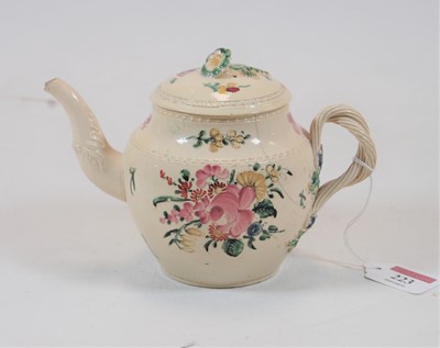 Lot 223 - A late 18th century Leeds creamware teapot,...