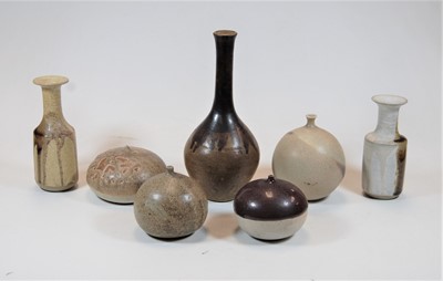 Lot 192 - A collection of Studio stoneware specimen...