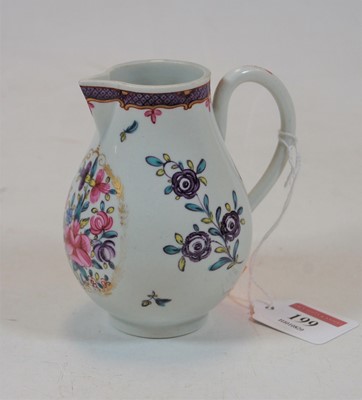 Lot 199 - An 18th century Worcester porcelain...