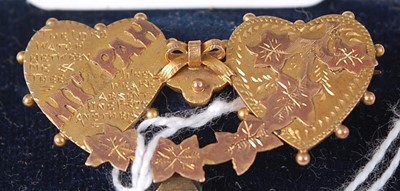Lot 319 - A circa 1900 9ct gold double Mizpah brooch,...