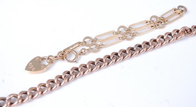 Lot 323 - A 9ct gold curblink bracelet 12.9g, length...