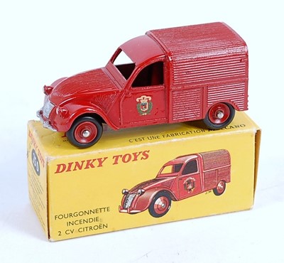 Lot 2057 - A French Dinky Toys No. 25D Citroën 2CV...