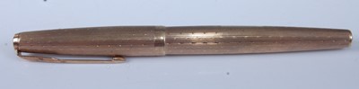 Lot 1279 - A Parker 61 9ct gold cased fountain pen,...