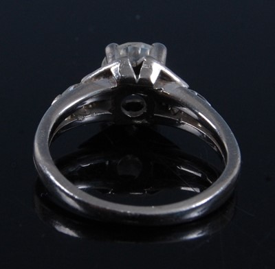 Lot 1257 - A white metal diamond single solitaire ring,...