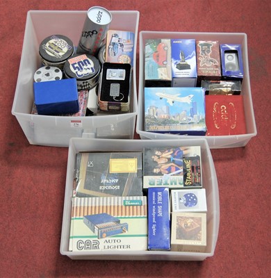 Lot 276 - A large collection of assorted cigarette...