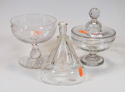 Lot 185 - A 19th century coaching glass, of lobed...