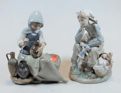 Lot 190 - A large Lladro Spanish porcelain figure of a...