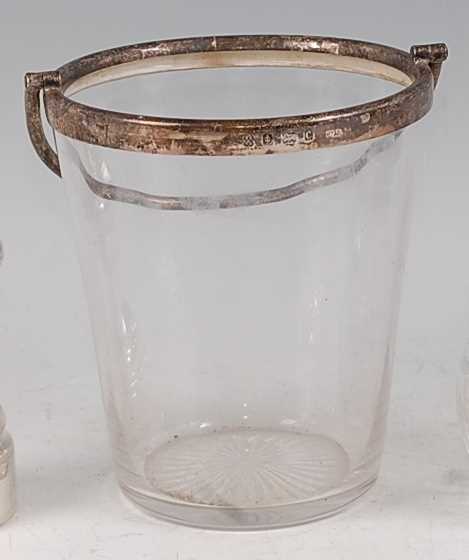 Lot 68 - *An early 20th century silver mounted clear...