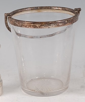 Lot 68 - *An early 20th century silver mounted clear...