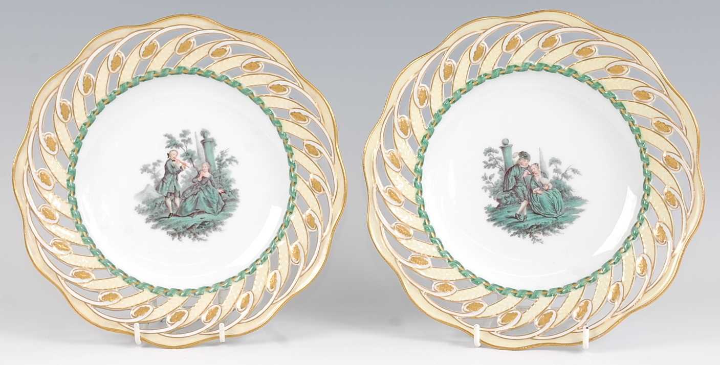 Lot 1059 - A pair of early 20th century Meissen porcelain...