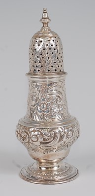 Lot 1177 - *An early George III silver pedestal...