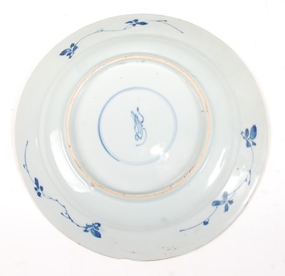 Lot 1355 - A Chinese export blue and white plate ,...