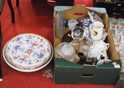 Lot 159 - A box of miscellaneous items, to include Goss...