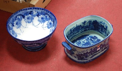 Lot 168 - A large reproduction ironstone blue and white...