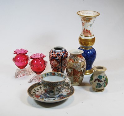 Lot 249 - Mixed Oriental ceramics, to include famille...