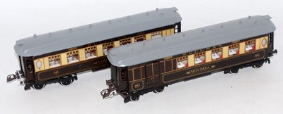Lot 252 - Two Hornby Pullman cars "Loraine" and "Montana"...