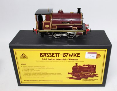 Lot 260 - A Bassett-Lowke Peckett 0-4-0 saddle tank...