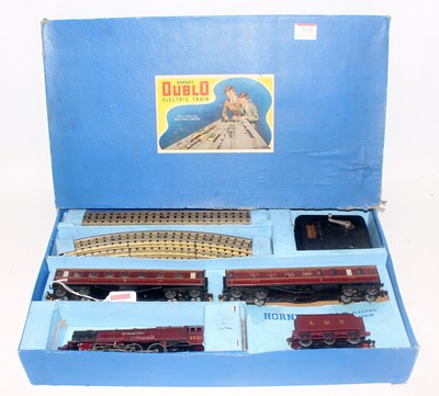 Lot 712 - A Hornby Dublo EDP2 'Duchess of Atholl' train...