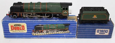 Lot 708 - A Hornby Dublo 3-rail EDL12 matt green...