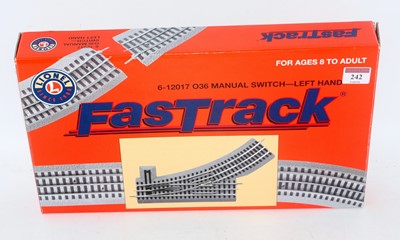 Lot 242 - Lionel Fastrack 6-12017 036 manual switch -...