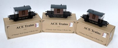 Lot 277 - 3 ACE Trains ref. G4 lighted brake vans (M-BM)