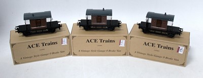 Lot 278 - 3 ACE Trains ref. G4 lighted brake vans (M-BM)