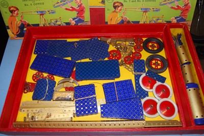 Lot 129 - Meccano No. 8 outfit late 1930s, top tray...