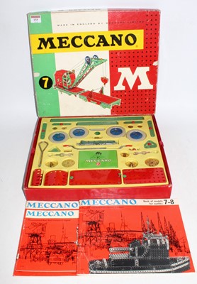 Lot 155 - Meccano No.7 outfit 1962 complete shows only...