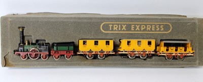 Lot 726 - Trix Express 'Der Alder' loco and tender with...