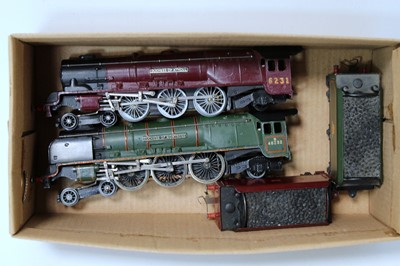 Lot 733 - One each Hornby Dublo Duchesses of Atholl and...