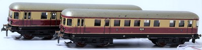 Lot 771 - Trix Twin diesel flyer 2-coach unit, red and...