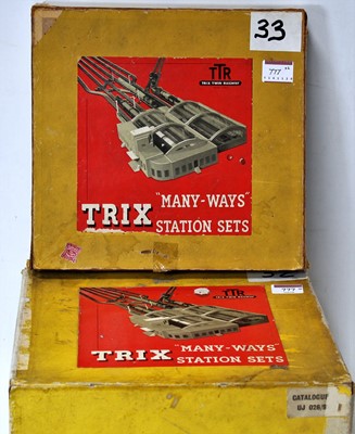 Lot 777 - Trix Twin 'Manyways' terminal station with...