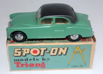 Lot 2529 - A Spot-On Models (Triang) No. 101 Armstrong...