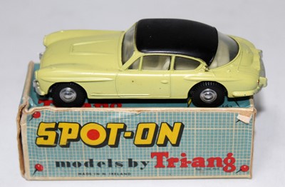 Lot 2538 - A Spot-On Models by Triang No. 122 Jenson 541...