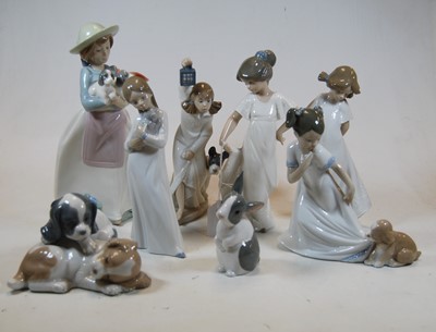 Lot 203 - A collection of Nao porcelain ornaments to...