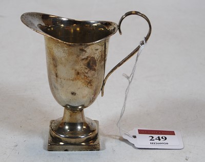 Lot 249 - A silver helmet form cream jug, 1.9oz, h.9.5cm