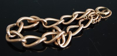 Lot 348 - A 9ct gold chain link bracelet with safety...