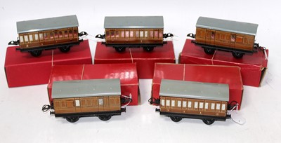 Lot 284 - 1947-59 five Hornby no. 1 NE teak coaches:- 2...