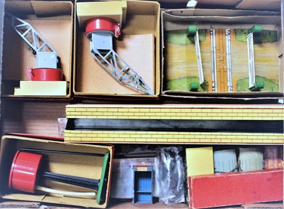 Lot 286 - Large tray containing Hornby accessories:- 2 x...