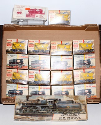 Lot 832 - Small tray containing Airfix kits:- 8 tank...