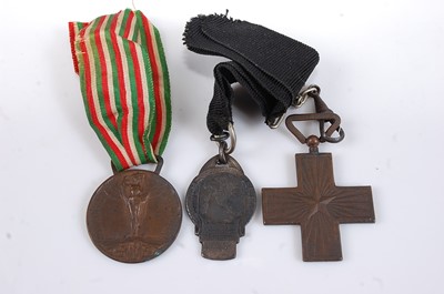 Lot 54 - A WW I Italian medal group of four to include...