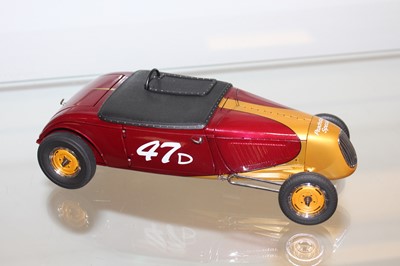 Lot 2561 - A GMP model No. 1802803 1/18 scale model of a...