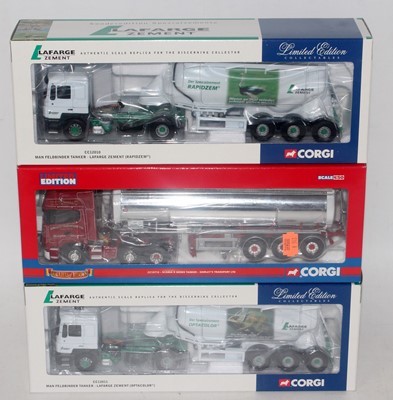 Lot 2594 - A Corgi Hauliers of Renown 1/50 scale road...