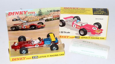 Lot 1991 - A Dinky Toys No. 225 Lotus Formula 1 racing...