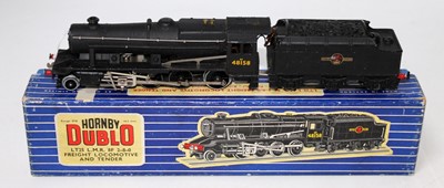 Lot 882 - A Hornby Dublo LT25 3-rail LMR class 8F 2-8-0...